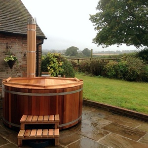 Pre-loved hot tub to West Sussex, October 2014